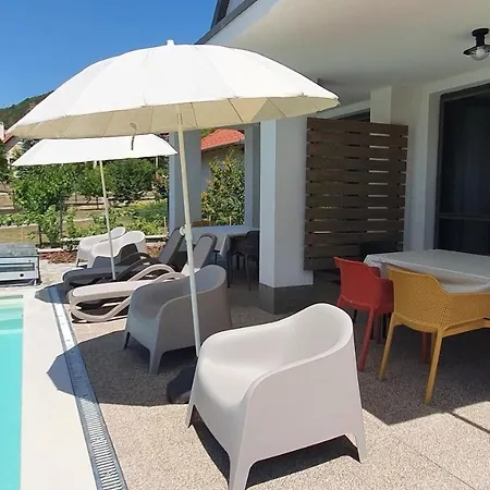 Relax Balaton アパート